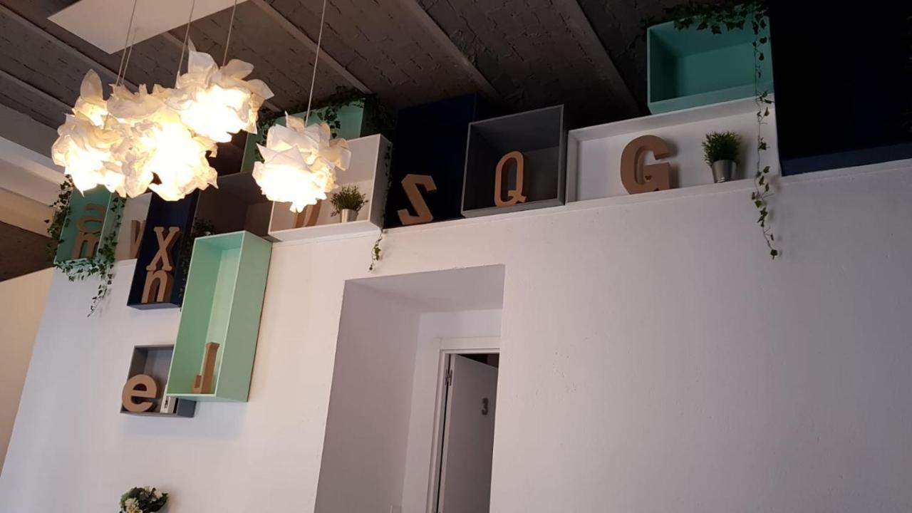 Cozy Rooms Valenza Esterno foto