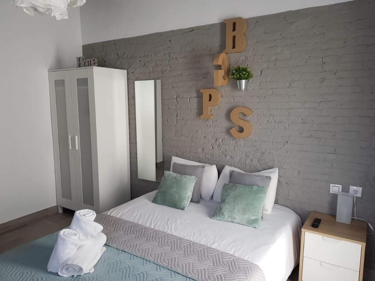 Cozy Rooms Valenza Esterno foto