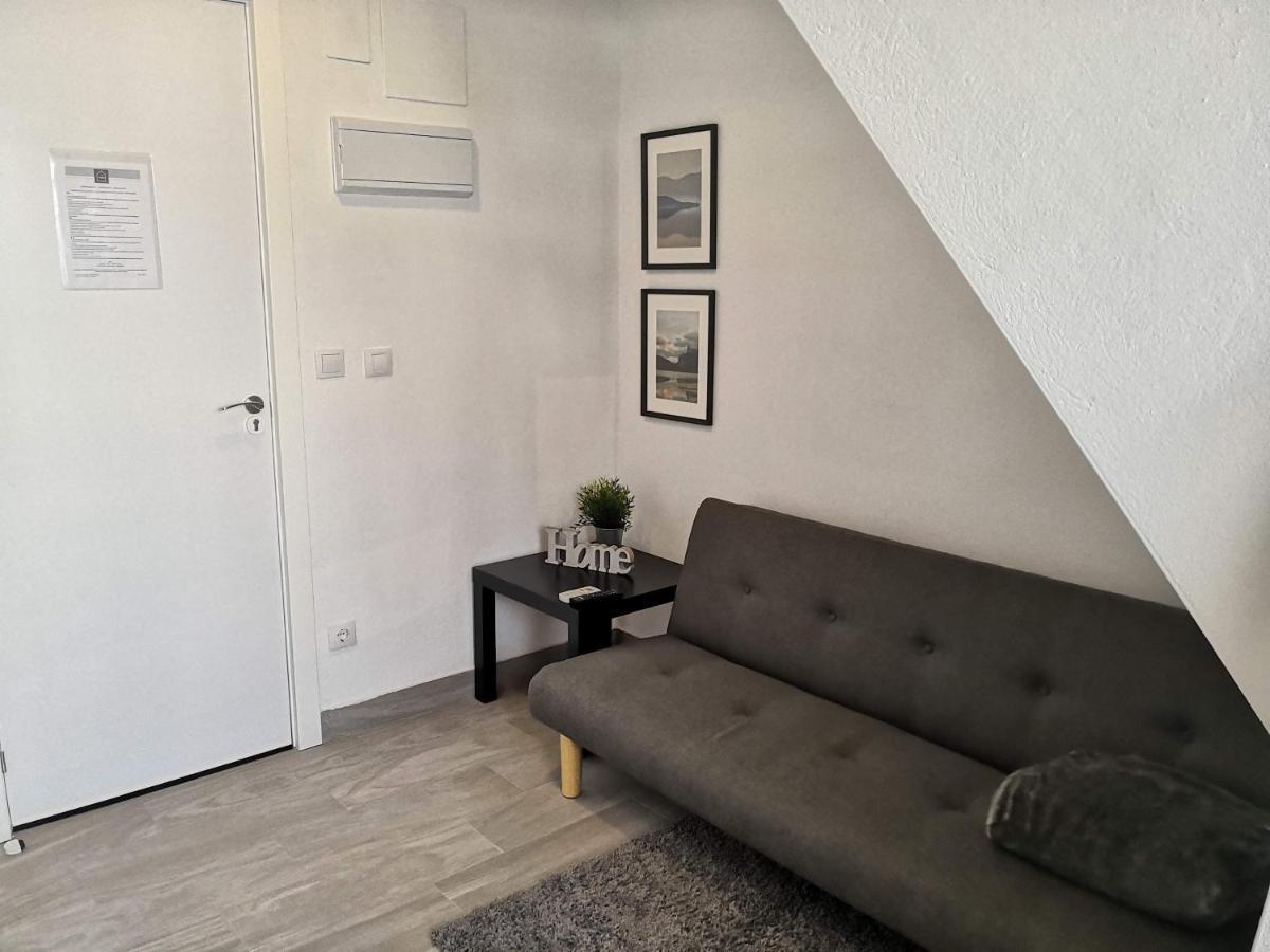 Cozy Rooms Valenza Esterno foto