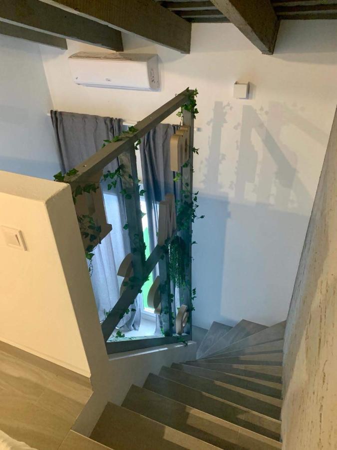 Cozy Rooms Valenza Esterno foto
