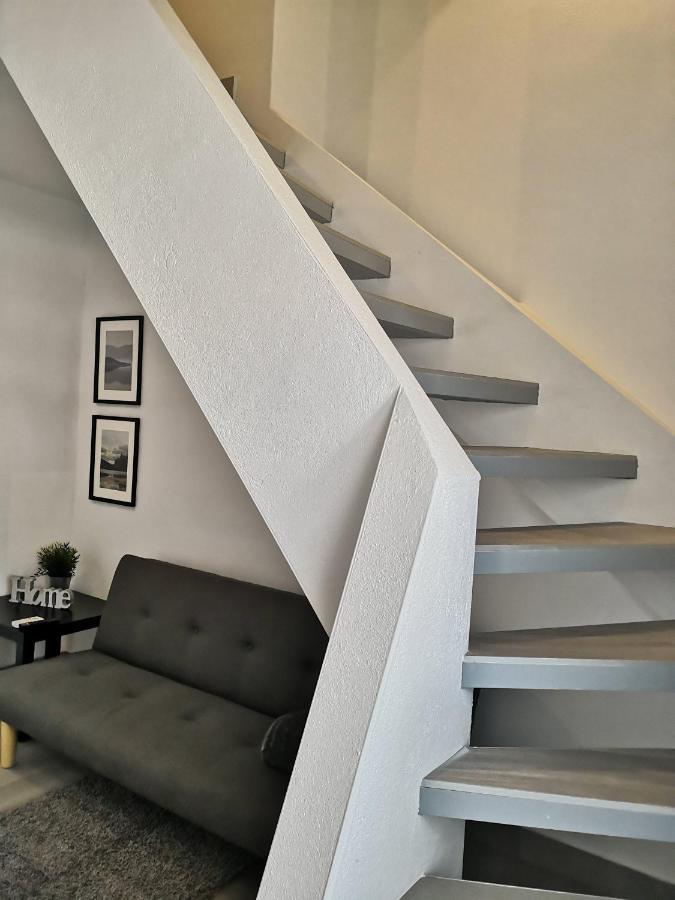 Cozy Rooms Valenza Esterno foto