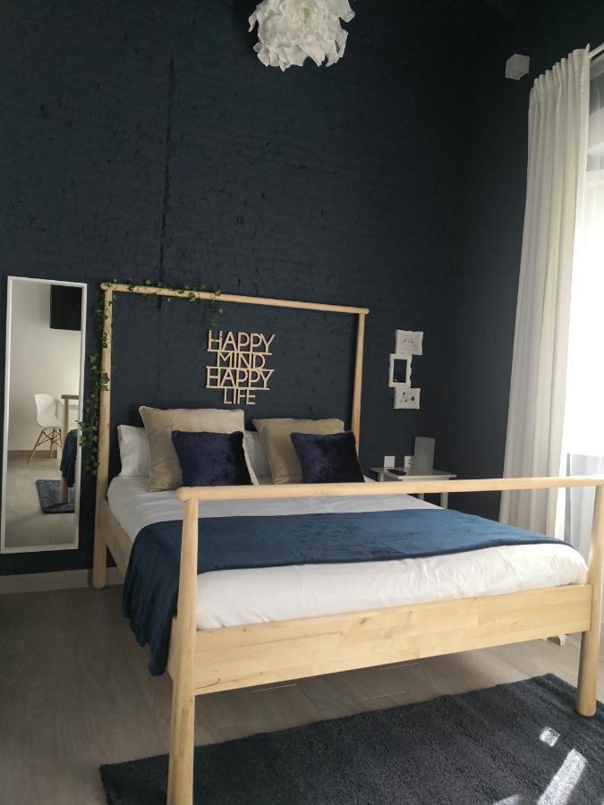 Cozy Rooms Valenza Esterno foto