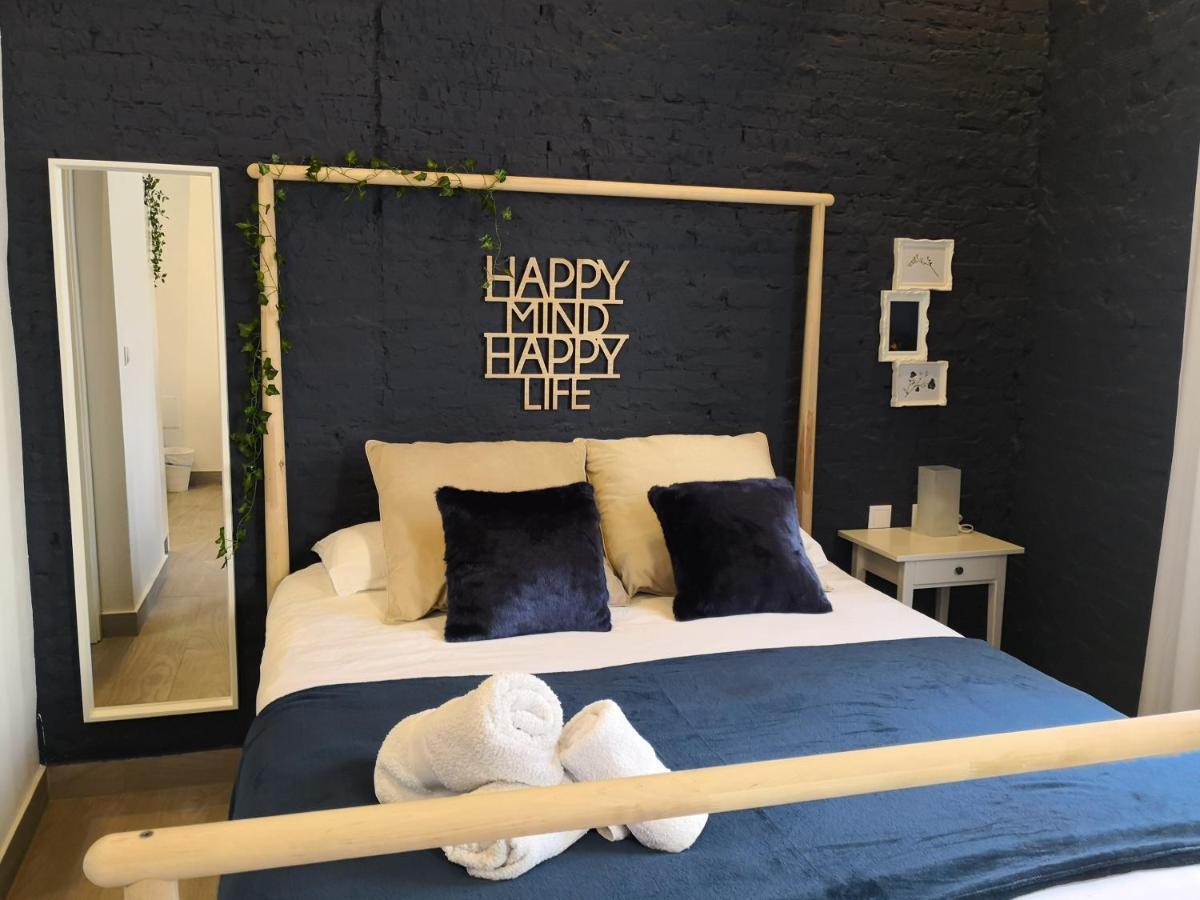 Cozy Rooms Valenza Esterno foto